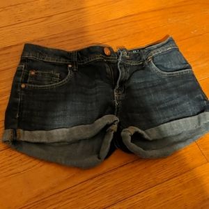 Woman's Jean shorts